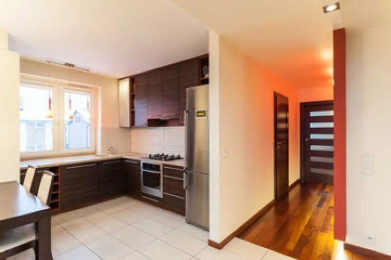 Cozinha sob medida pequena na Zona Sul